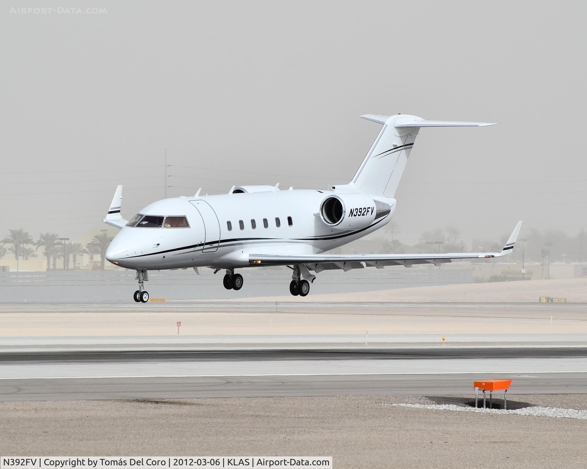 N392FV, 1984 Canadair CL-600-2A12 Challenger 601 C/N 3032, N392FV 1984 Canadair Ltd CL-600-2A12 C/N 3032

- Las Vegas - McCarran International (LAS / KLAS)
USA - Nevada, March 6, 2012
Photo: Tomás Del Coro