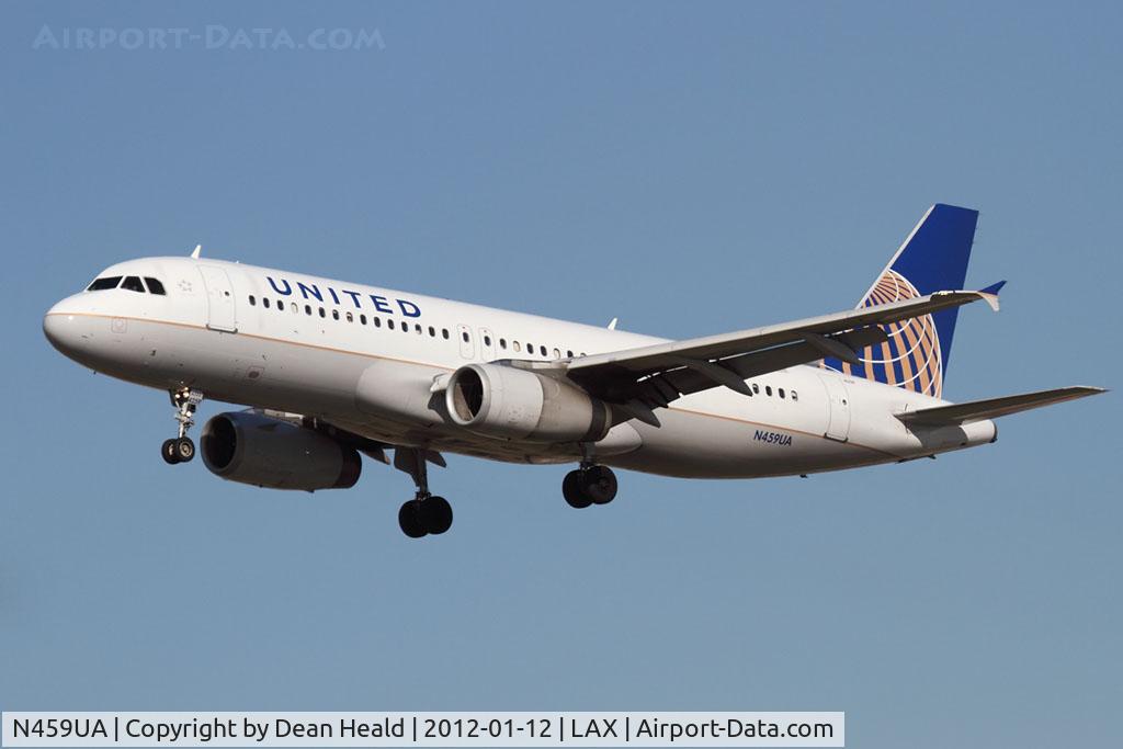 N459UA, 2000 Airbus A320-232 C/N 1192, United Airlines N459UA (FLT UAL297) from San Francisco Int'l (KSFO) on short final to RWY 25L.
