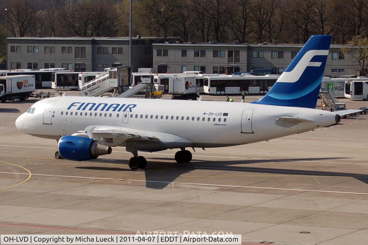 OH-LVD, 2000 Airbus A319-112 C/N 1352, At Tegel