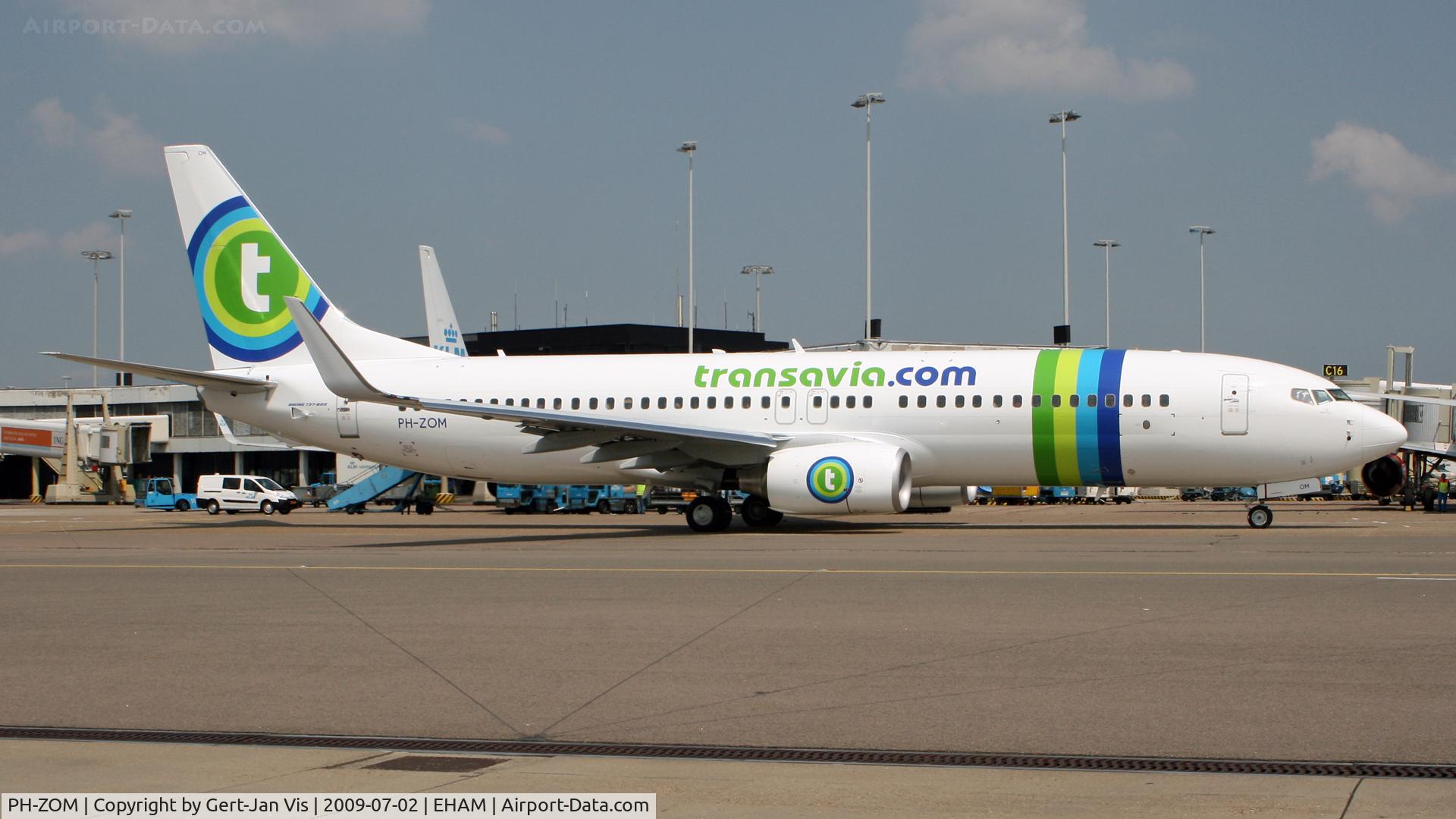 PH-ZOM, 2009 Boeing 737-8K2 C/N 29677, Leased for only 1 summer