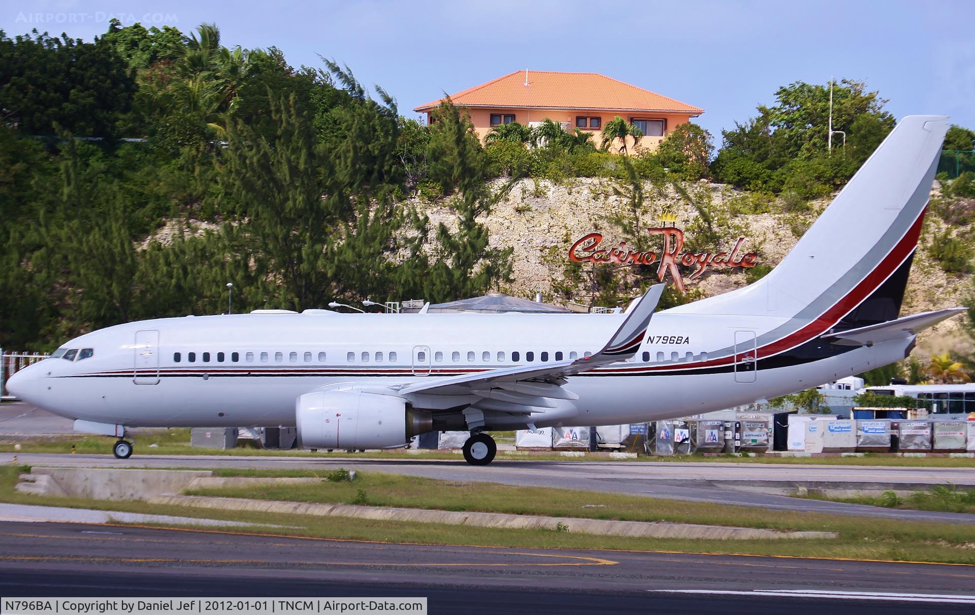 N796BA, 1999 Boeing 737-7BC C/N 30327, N796BA