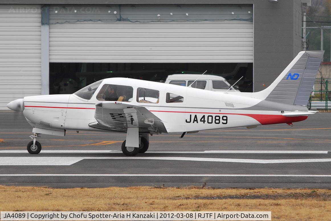 JA4089, 1989 Piper PA-28R-201 Cherokee Arrow III C/N 2837028, NikonD200+TAMRON AF 200-500mm F/5-6.3 LD IF