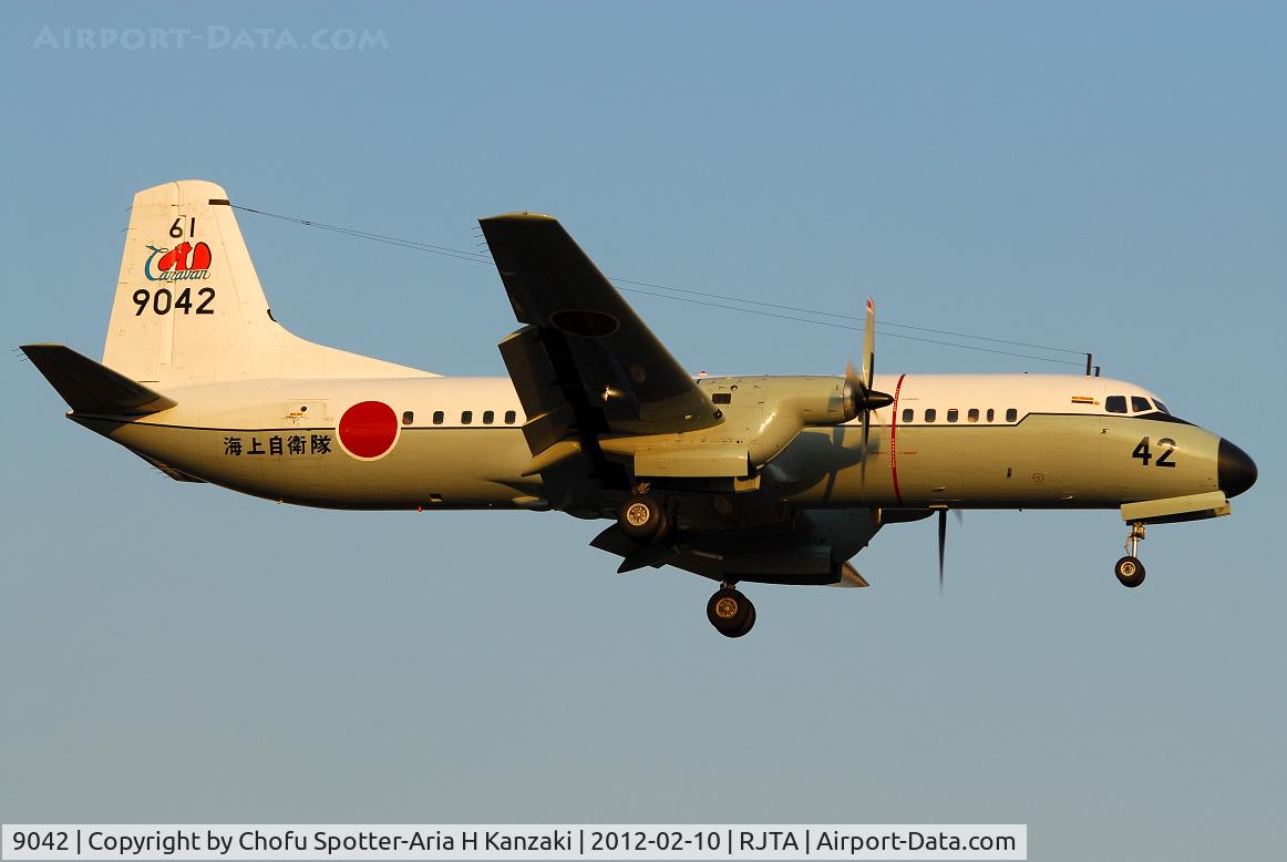 9042, NAMC YS-11A C/N 2058, NikonD200+TAMRON SP AF 70-200mm F/2.8 Di LD [IF]