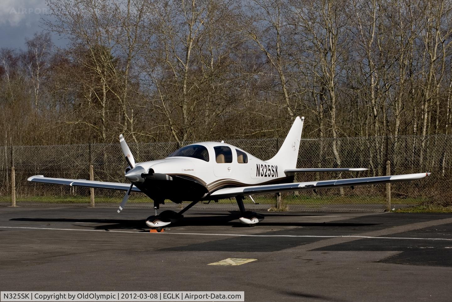 N325SK, 2005 Lancair LC41-550FG C/N 41528, Parked