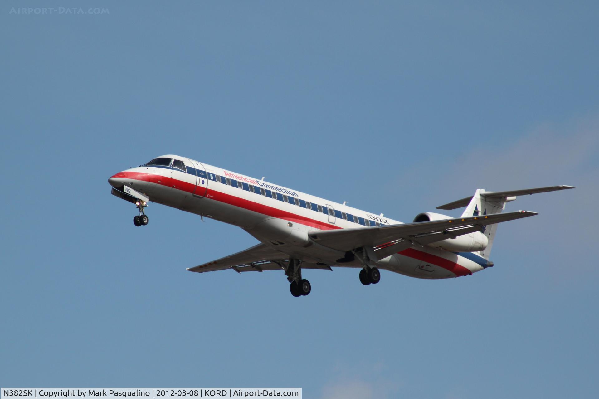 N382SK, 2002 Embraer ERJ-140LR (EMB-135KL) C/N 145624, EMB-135KL