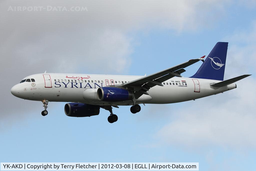 YK-AKD, 1999 Airbus A320-232 C/N 1076, Syrianair's 1999 Airbus 320-232, c/n: 1076 at Heathrow