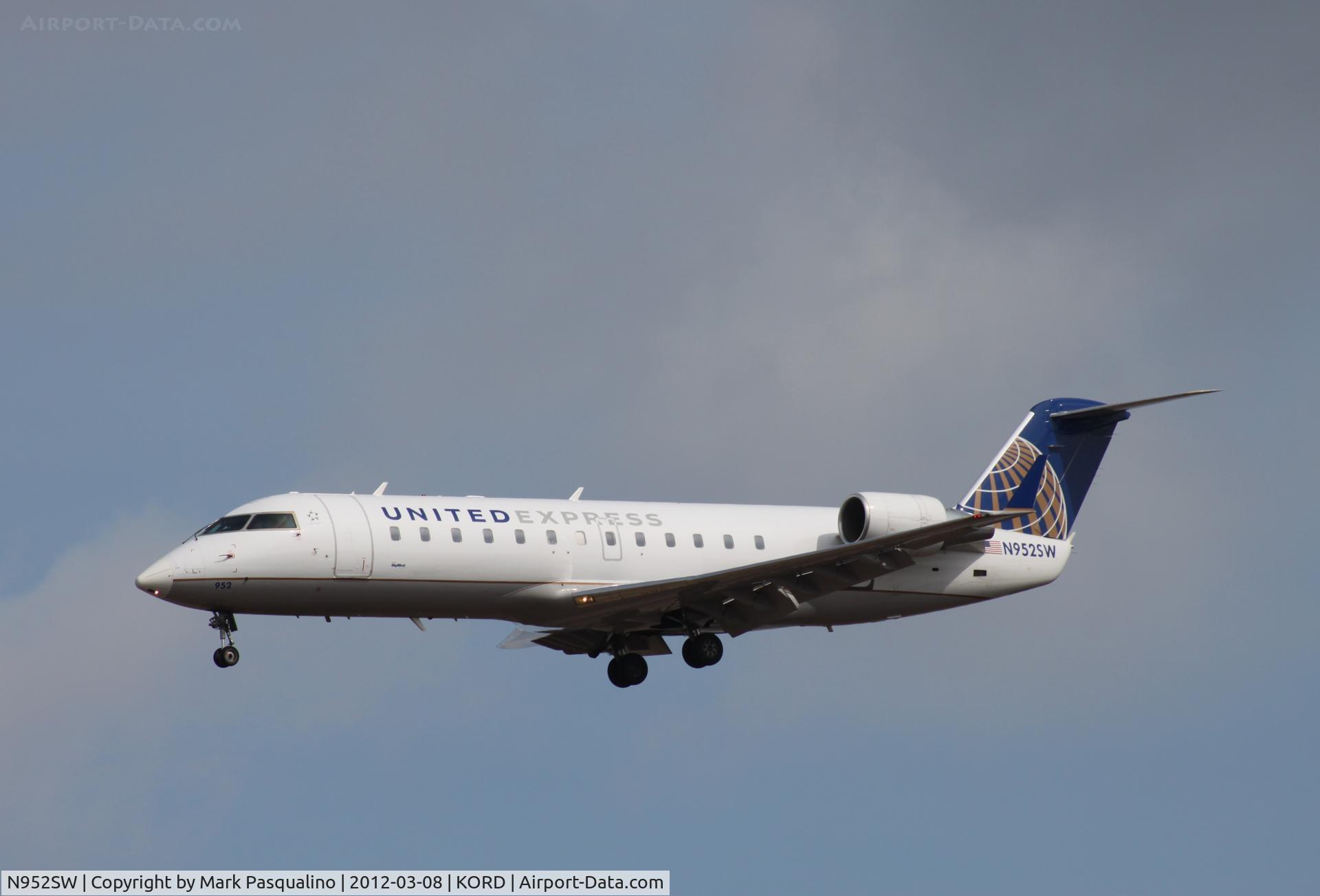N952SW, 2003 Bombardier CRJ-200LR (CL-600-2B19) C/N 7805, CL-600-2B19
