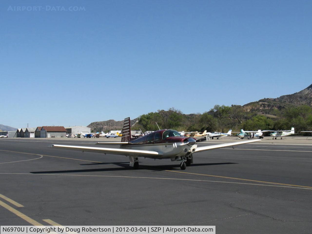 N6970U, 1964 Mooney M20E Super 21 C/N 330, 1964 Mooney M20E SUPER 21, Lycoming IO-360-A1A 200 Hp, 1st year of SUPER 21 production, taxi to Rwy 04