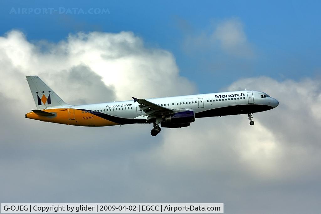 G-OJEG, 1999 Airbus A321-231 C/N 1015, RWY in use 05L
