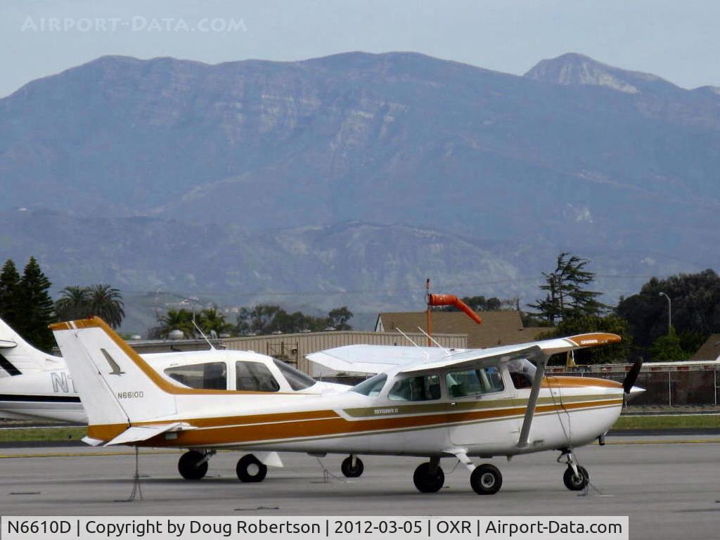 N6610D, 1979 Cessna 172N C/N 17272897, 1979 Cessna 172N SKYHAWK II, Lycoming O-320-H2AD 160 Hp, 6,704' Hines Peak of the Topa Topa Mountains in right background. Central massif is 6,244'. Rwy 25 windsock shows prevailing less than 15 knot onshore wind