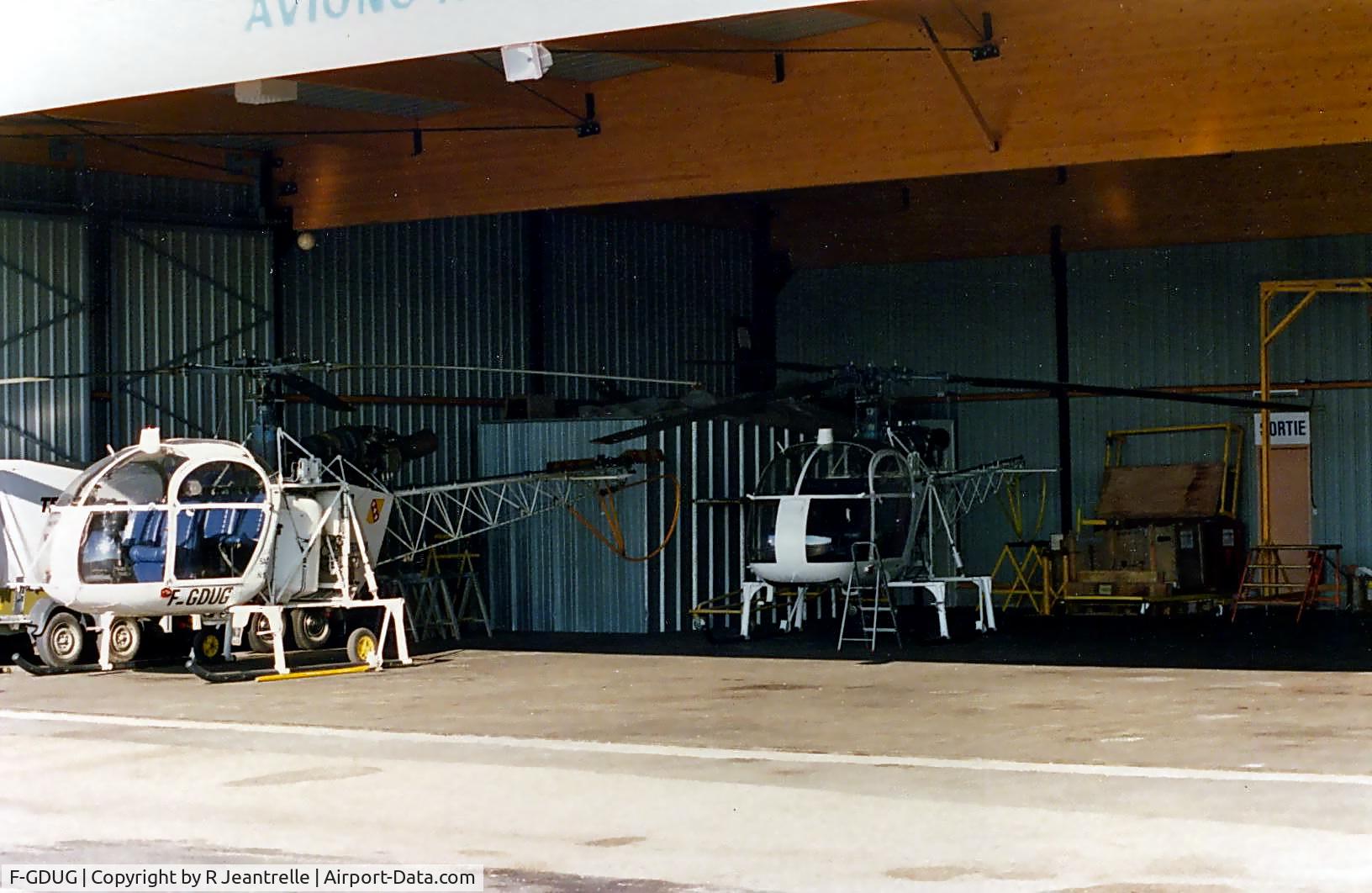 F-GDUG, Aerospatiale SA-318C Alouette Astazou C/N 1907, TECNAVIA Nancy France
