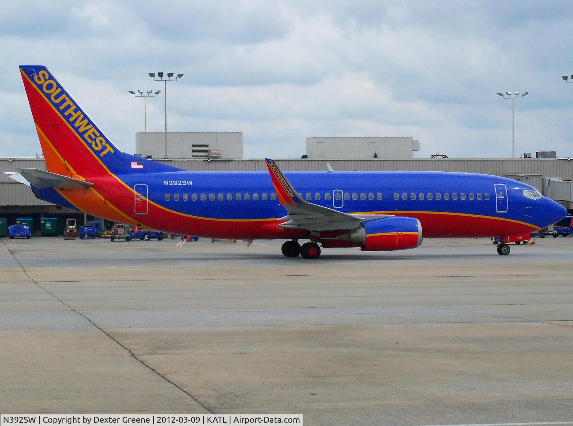 N392SW, 1994 Boeing 737-3H4 C/N 27379, Southwest Airlines Boeing 737-700