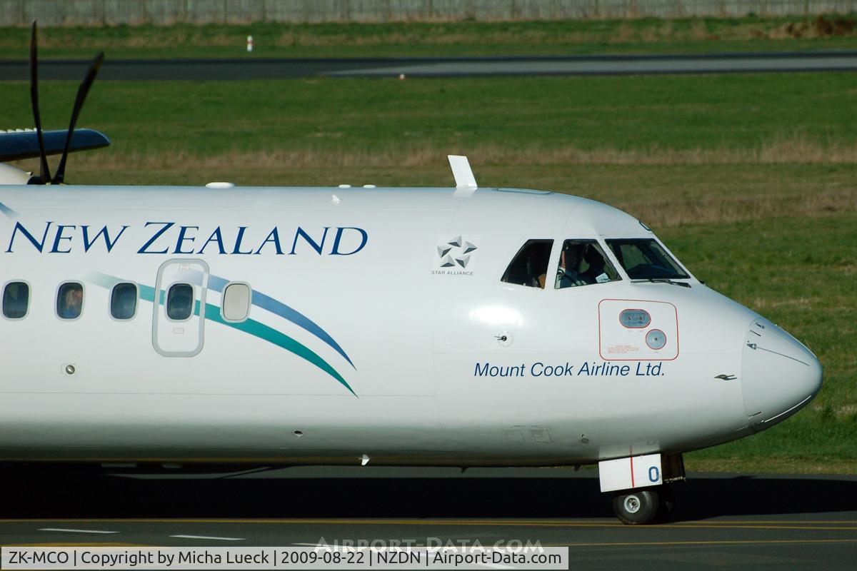 ZK-MCO, 1999 ATR 72-212A C/N 628, At Dunedin