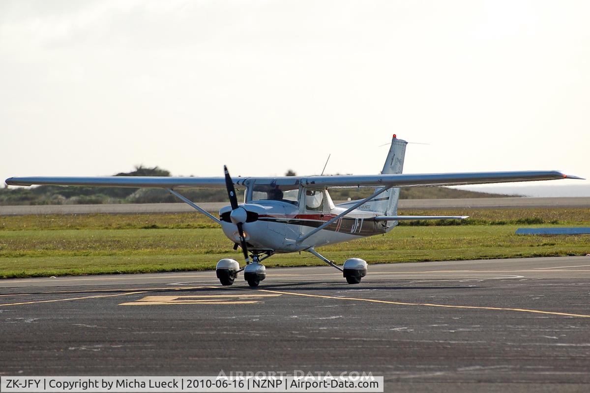 ZK-JFY, Cessna 152 C/N 15284398, At New Plymouth