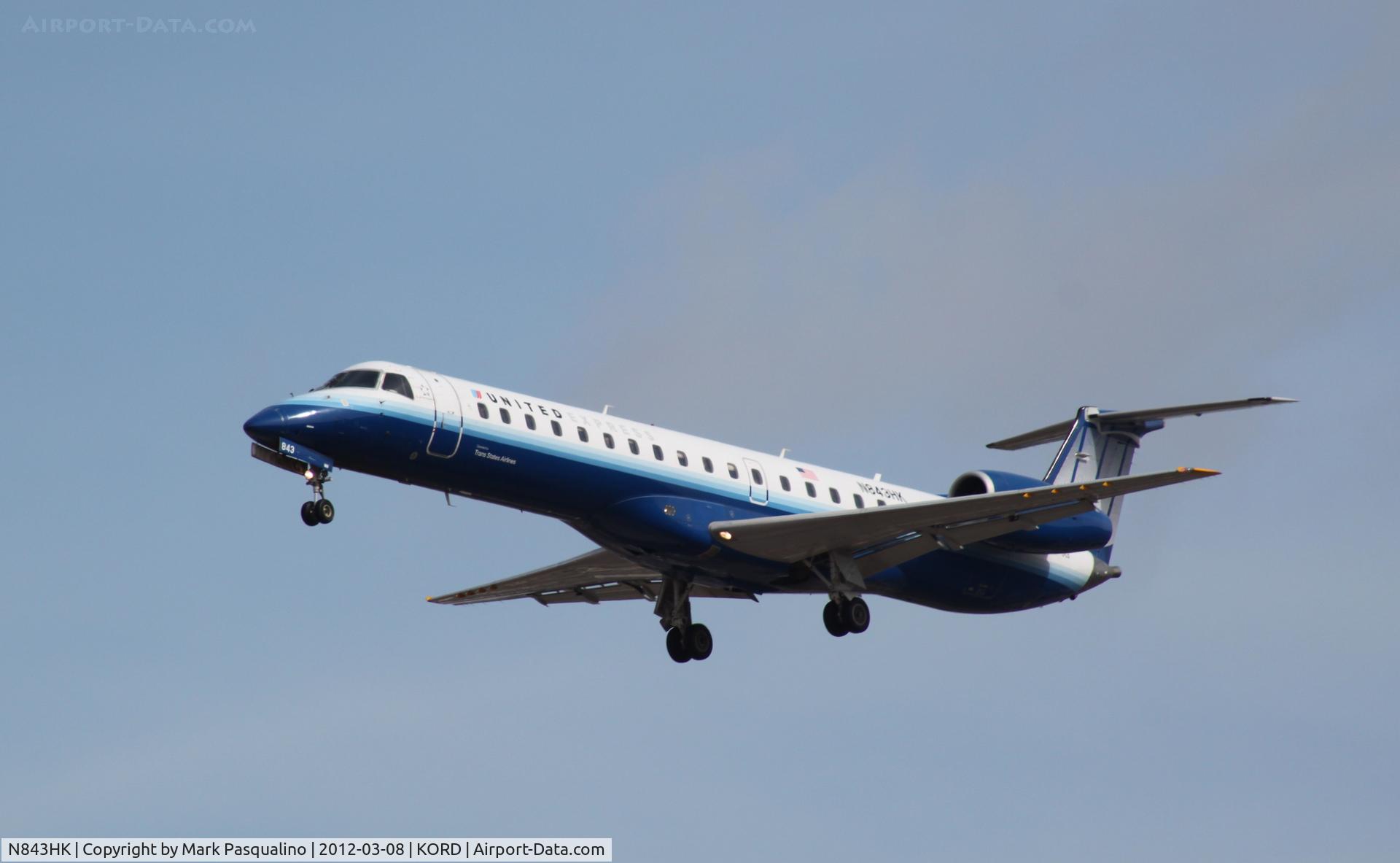 N843HK, 2004 Embraer EMB-145LR C/N 14500822, EMB-145LR