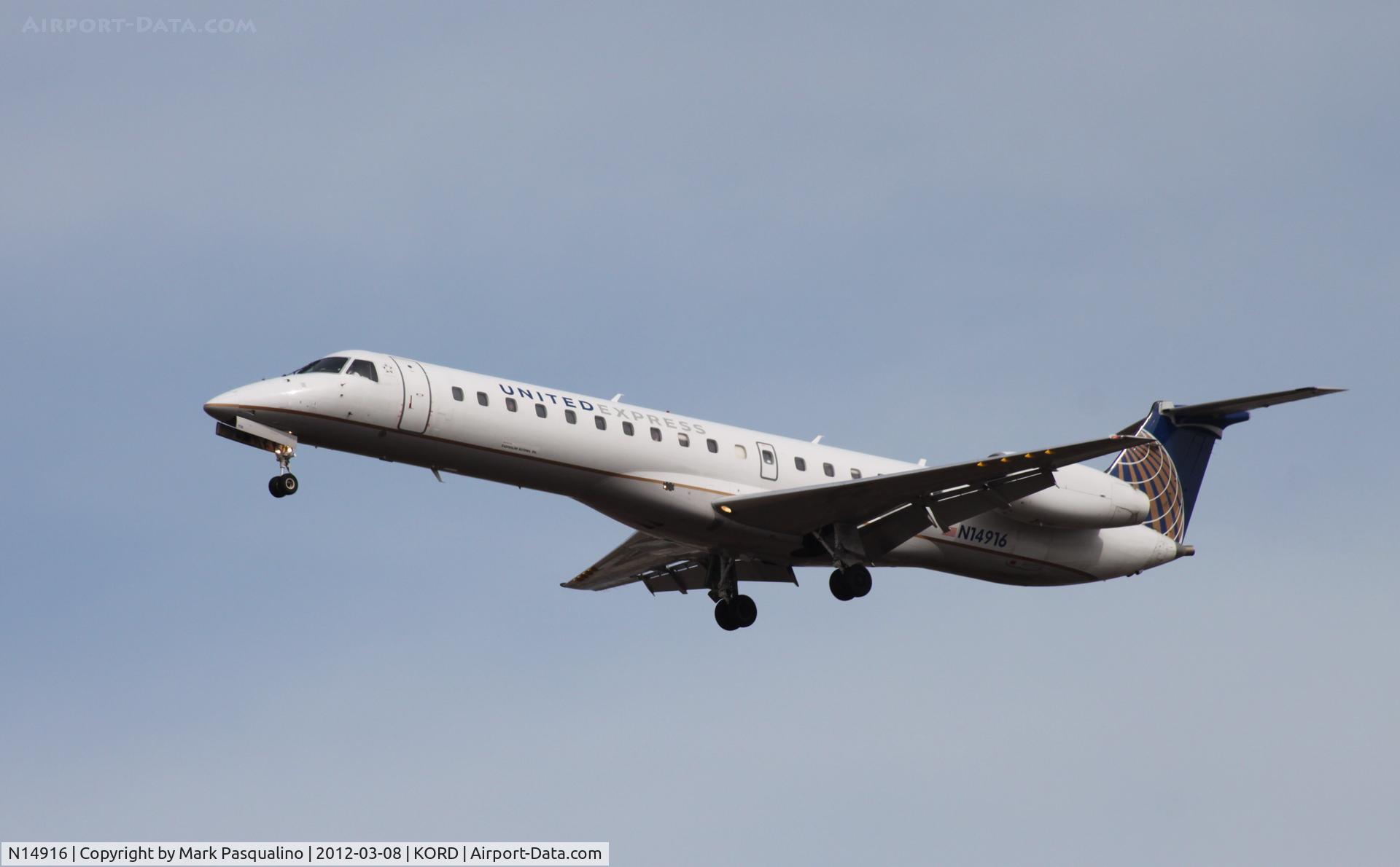 N14916, 2001 Embraer ERJ-145LR (EMB-145LR) C/N 145415, EMB-145LR