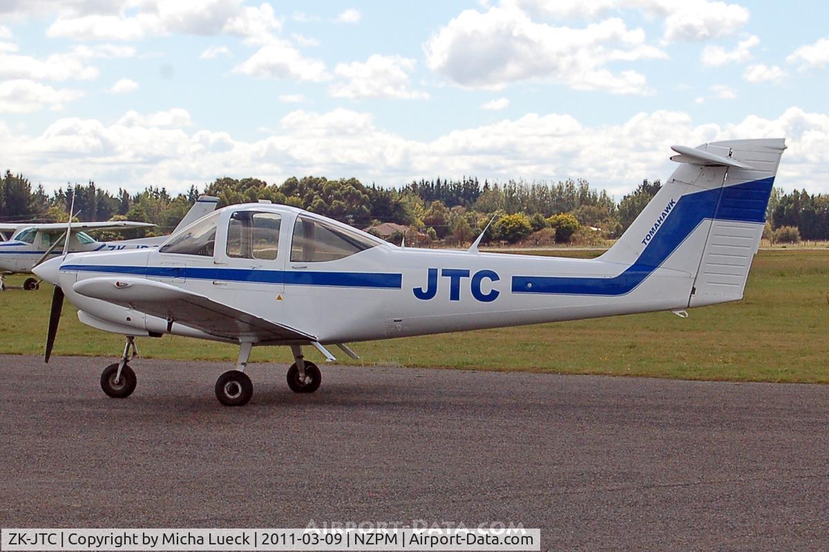 ZK-JTC, 1979 Piper PA-38-112 Tomahawk Tomahawk C/N 38-79A0909, At Palmerston North