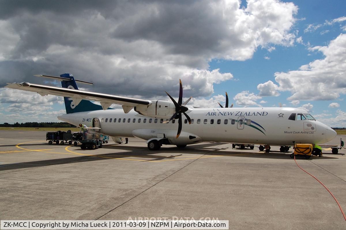 ZK-MCC, 2004 ATR 72-212A C/N 714, At Palmerston North
