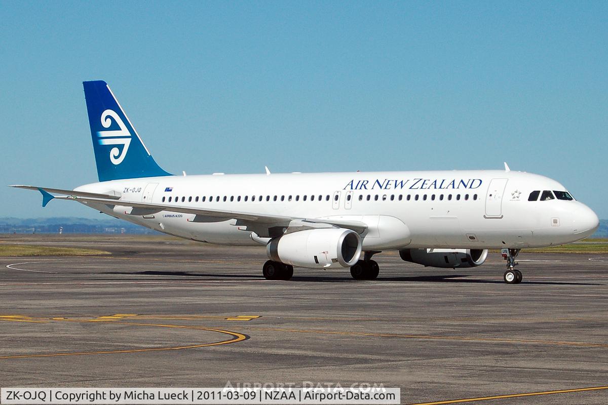ZK-OJQ, 2011 Airbus A320-232 C/N 4584, At Auckland