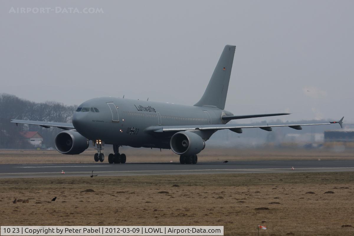 10 23, 1989 Airbus A310-304 C/N 503, German Air Force