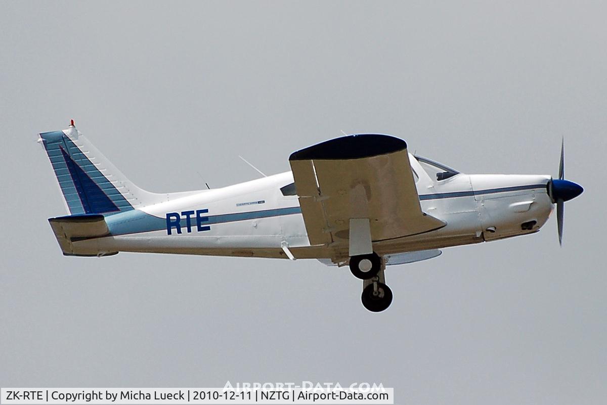 ZK-RTE, Piper PA-28R-200 Cherokee Arrow C/N 28R-35725, At Tauranga