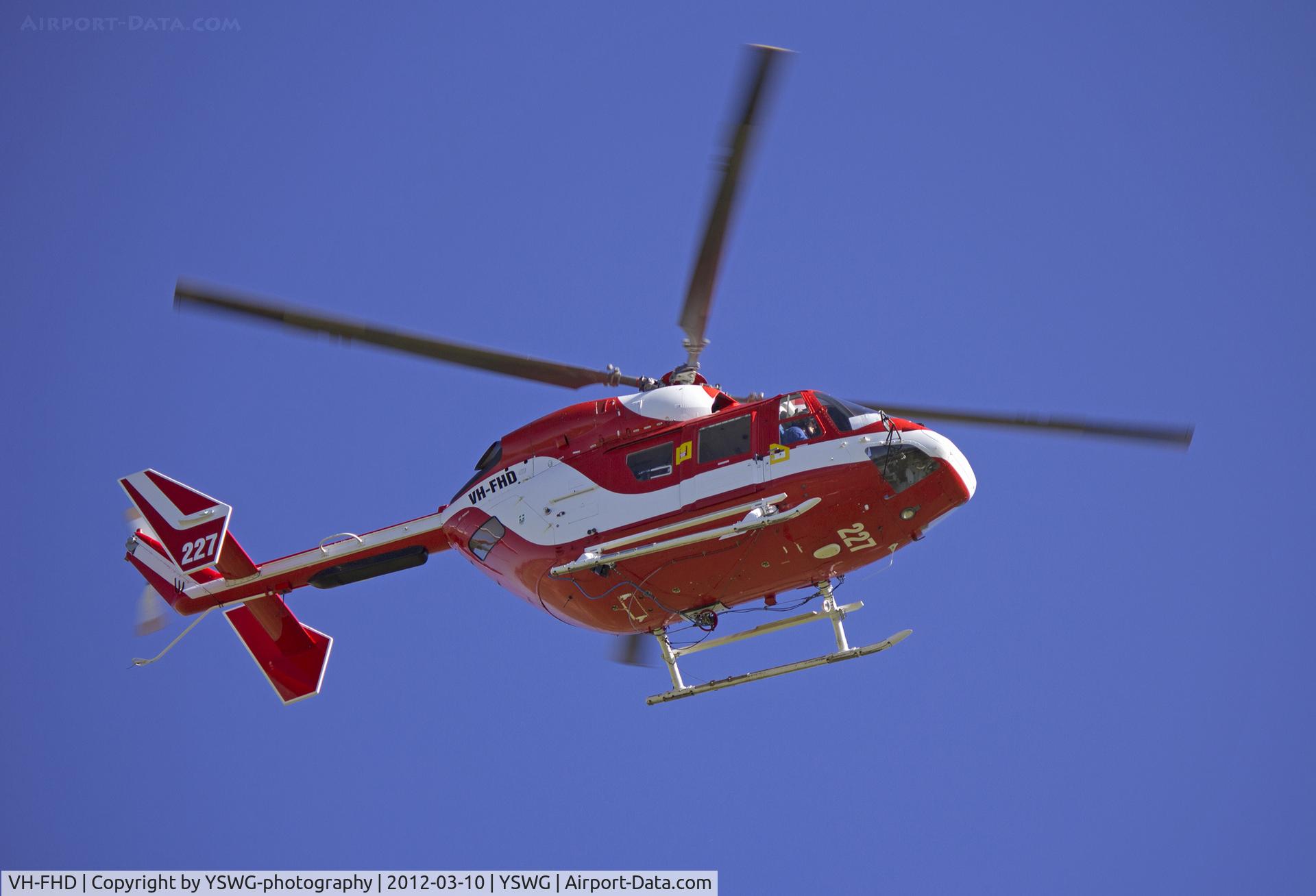 VH-FHD, 1992 MBB-Kawasaki BK-117B-2 C/N 1103, Kawasaki Heavy Industries BK-117 B-2 just after take off from Wagga Wagga Airport for flood operations.