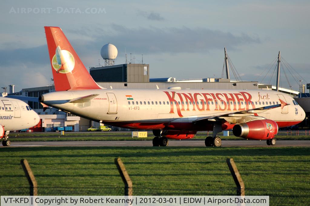 VT-KFD, 2005 Airbus A320-232 C/N 2502, Parked for storage
