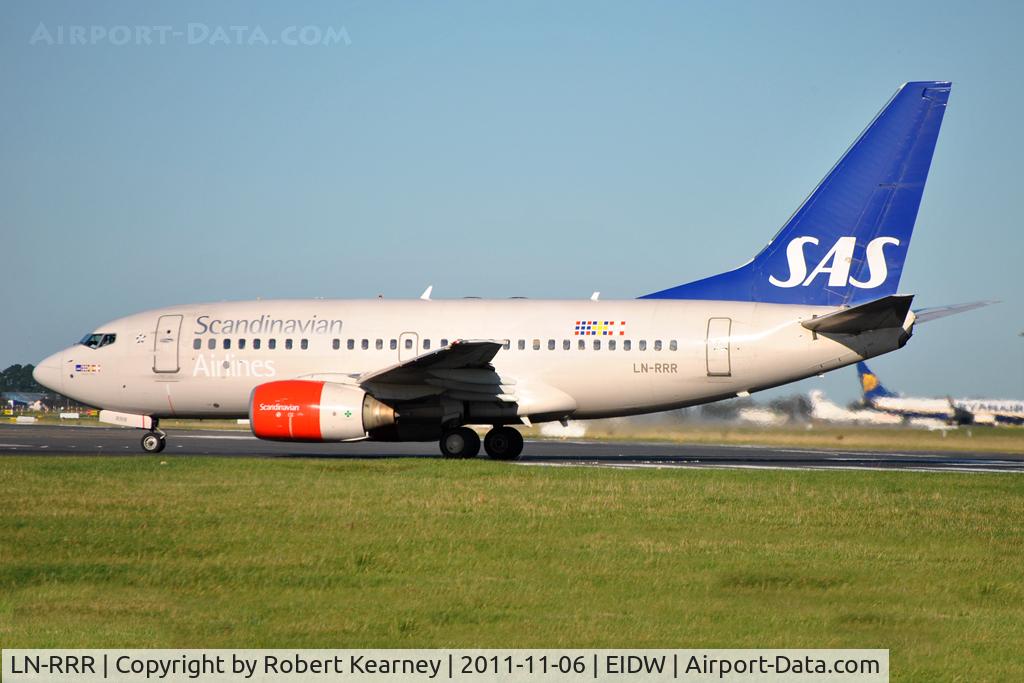LN-RRR, 1999 Boeing 737-683 C/N 28309, Rolling on r/w 28