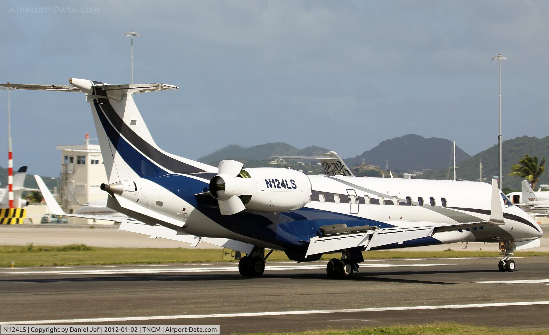 N124LS, 2006 Embraer EMB-135BJ Legacy C/N 14500948, N124LS
