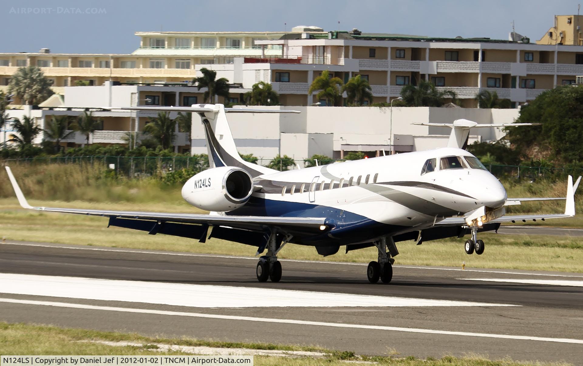 N124LS, 2006 Embraer EMB-135BJ Legacy C/N 14500948, N124LS