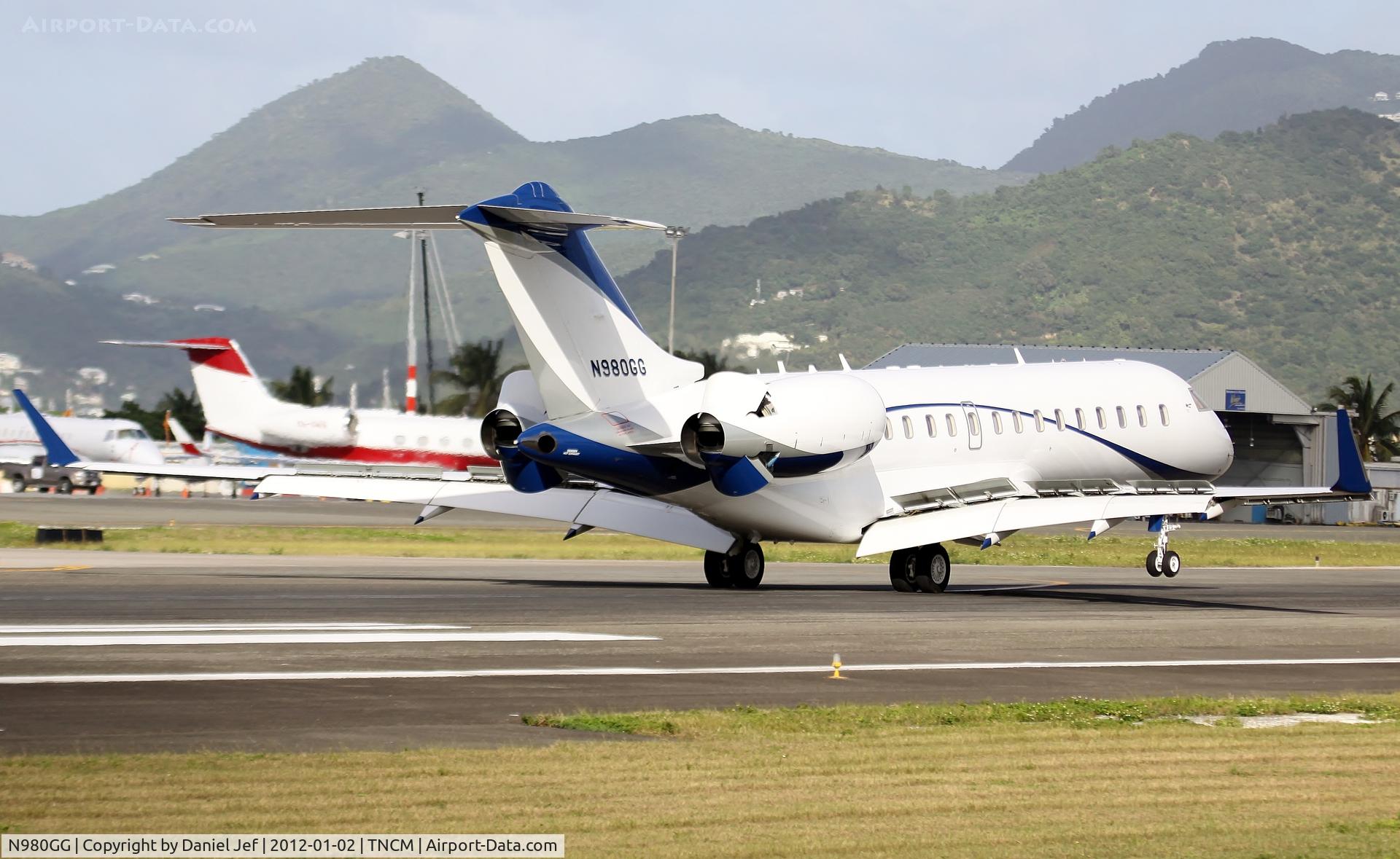 N980GG, 1999 Bombardier BD-700-1A10 Global Express C/N 9009, N980GG