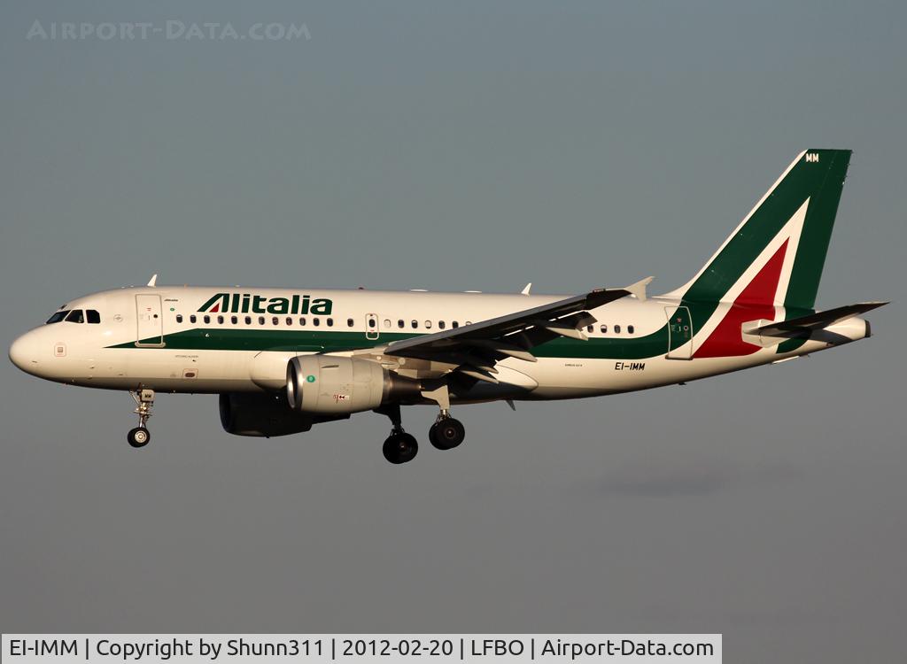 EI-IMM, 2011 Airbus A319-111 C/N 4759, Landing rwy 32R