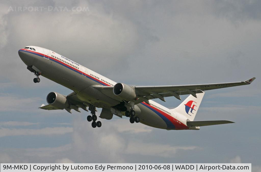 9M-MKD, 1995 Airbus A330-322 C/N 073, Malaysian Airlines