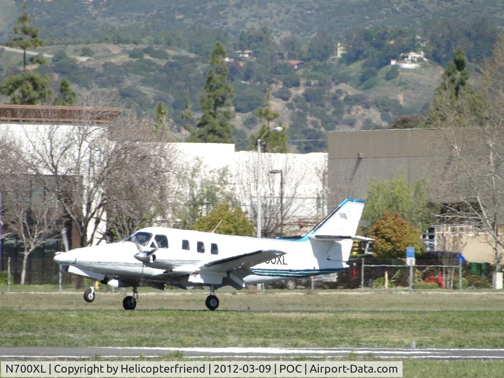 N700XL, 1979 Rockwell International 700 C/N 70004, Touching down on 26L