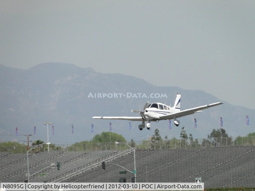 N8095G, 1979 Piper PA-28-236 Dakota C/N 28-7911330, On final for 26L