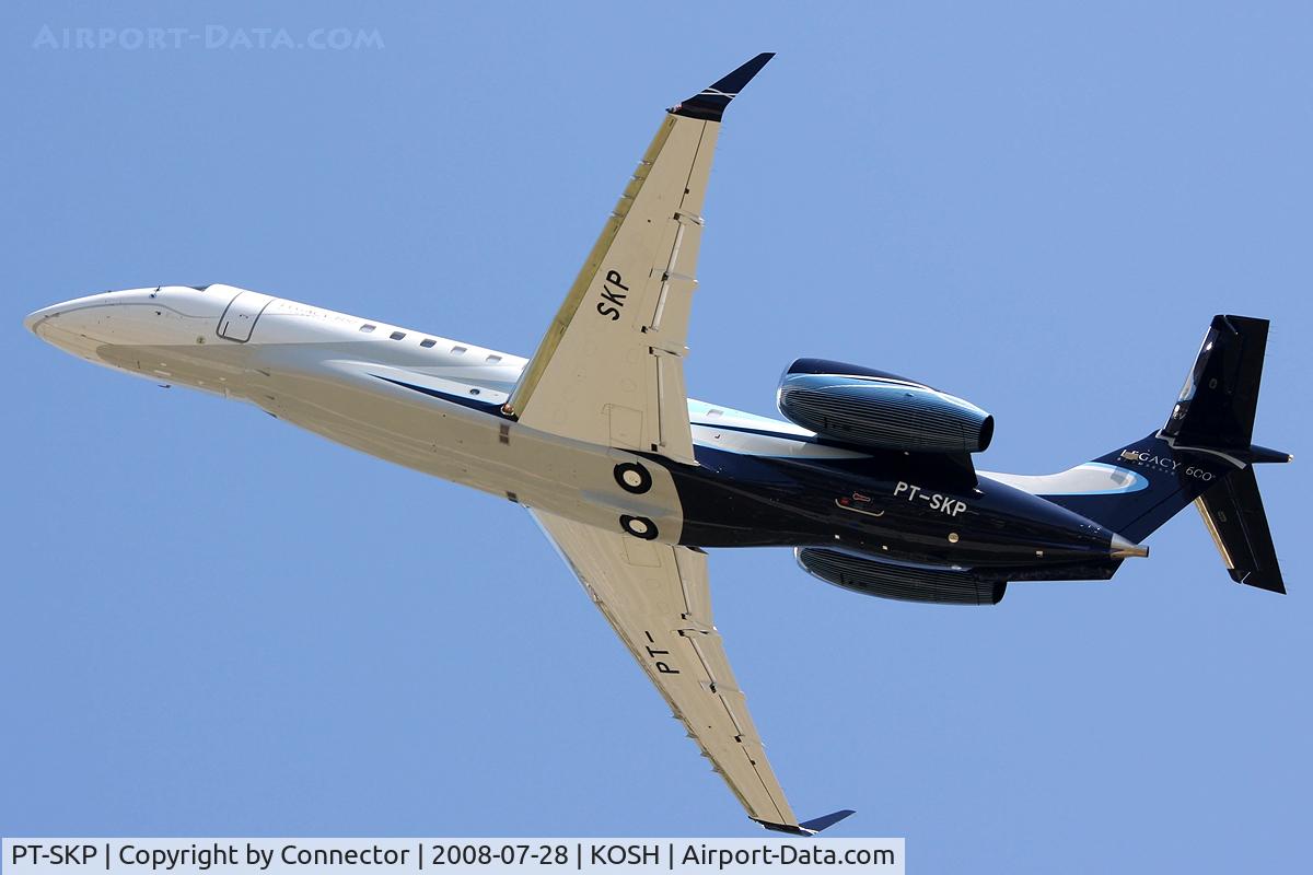 PT-SKP, 2008 Embraer ERJ-135BJ Legacy C/N 14500997, Leaving EAA Airventure 2008.