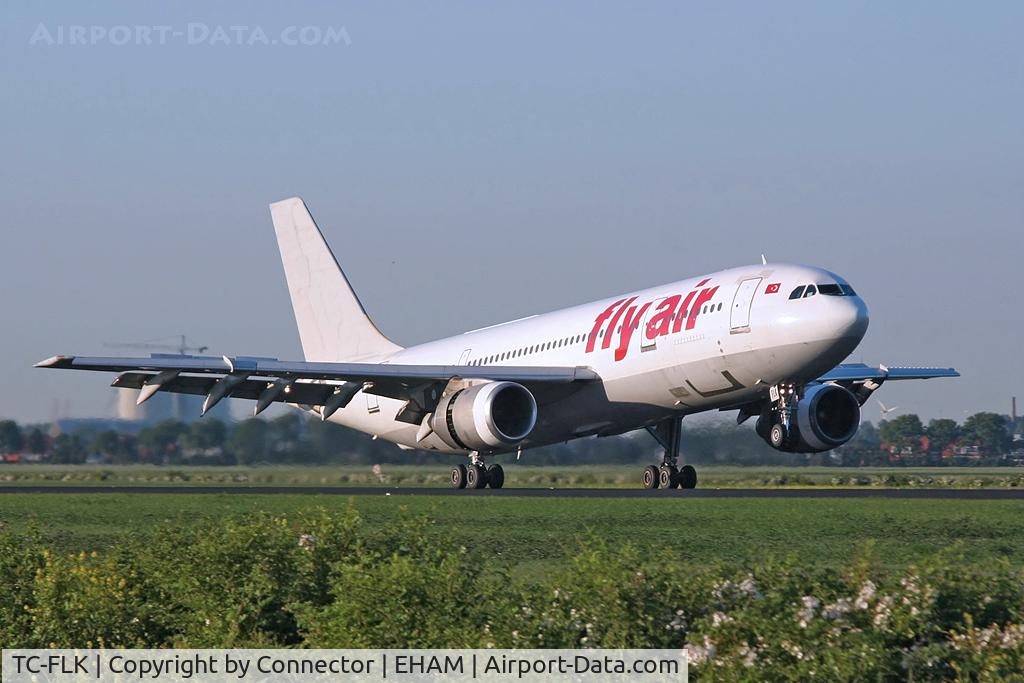 TC-FLK, 1981 Airbus A300B4-2C C/N 151, Arriving at Amsterdam.