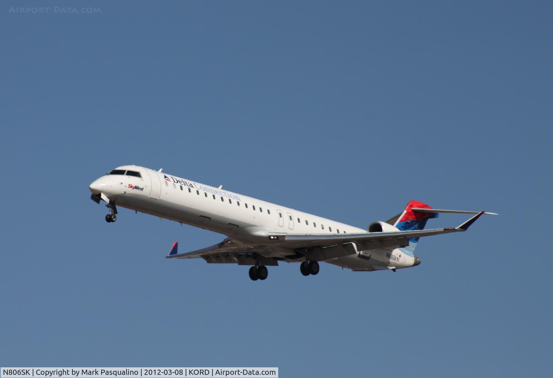 N806SK, 2006 Bombardier CRJ-900ER (CL-600-2D24) C/N 15070, CL600-2D24