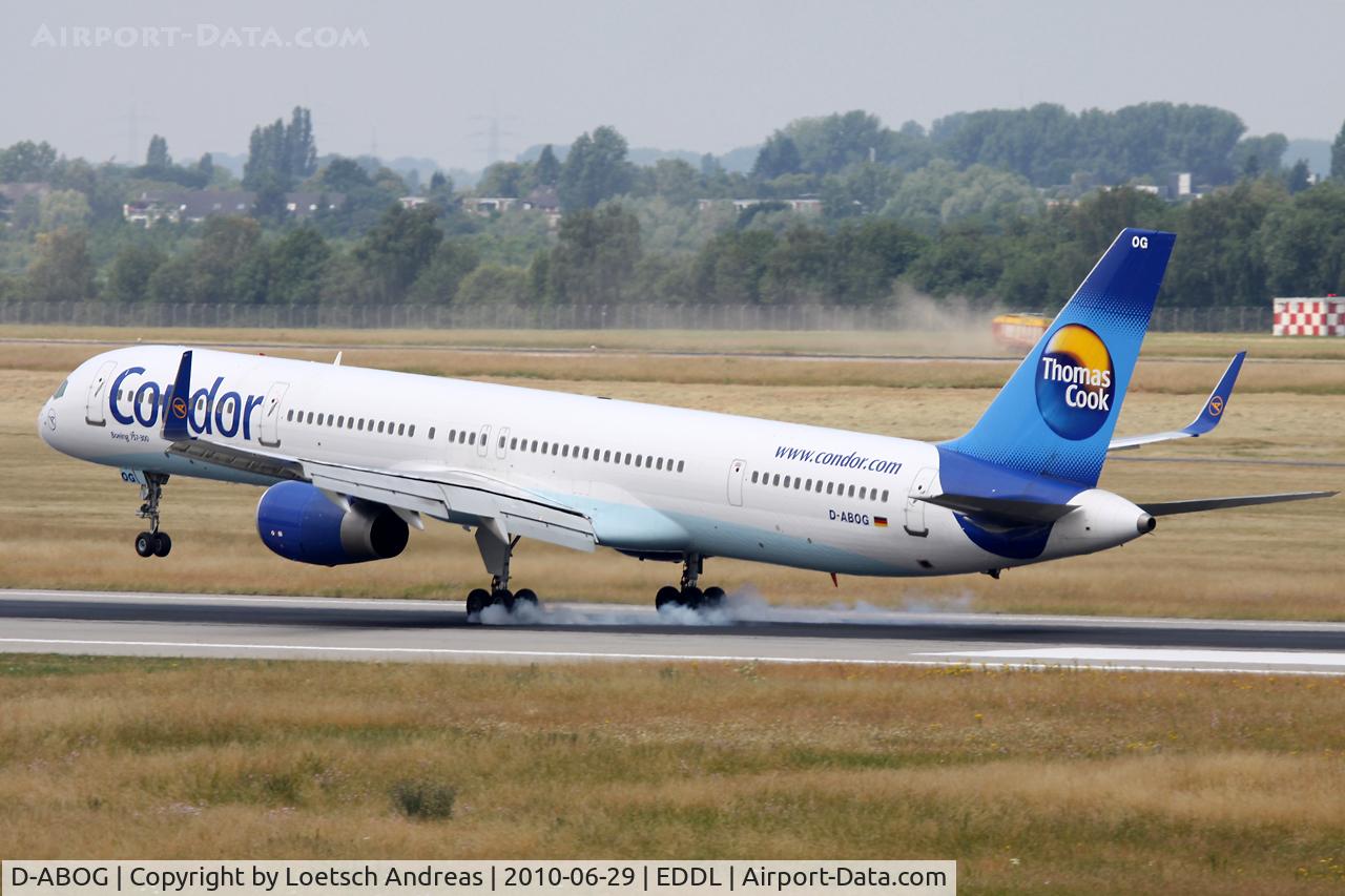 D-ABOG, 1999 Boeing 757-330 C/N 29014, tyre dust