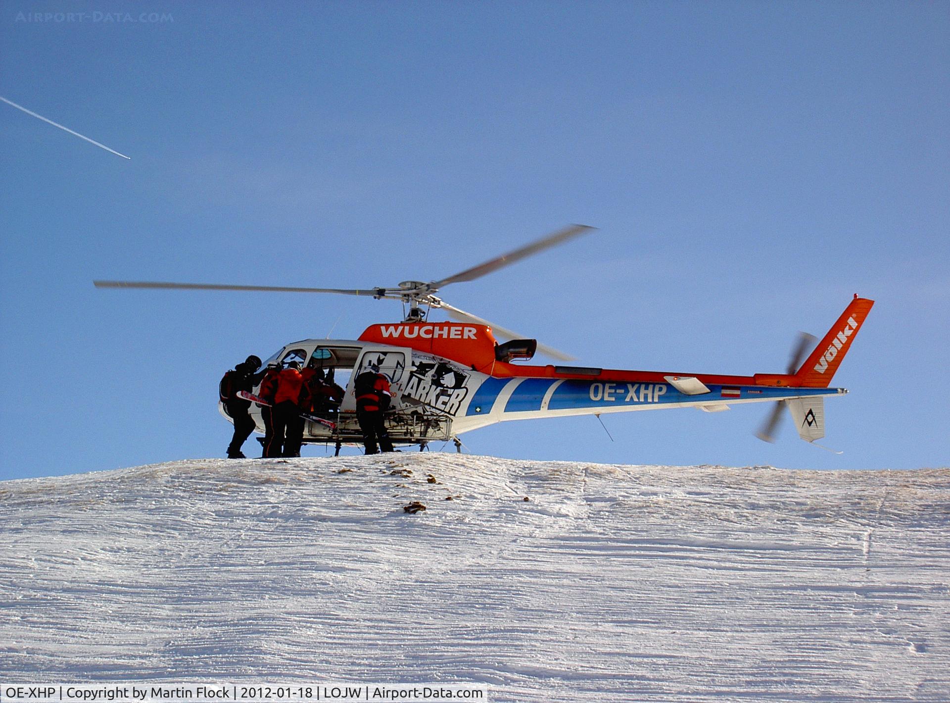 OE-XHP, Eurocopter AS-350B-3 Ecureuil Ecureuil C/N 3812, ARLBERG @ Palmgrad
