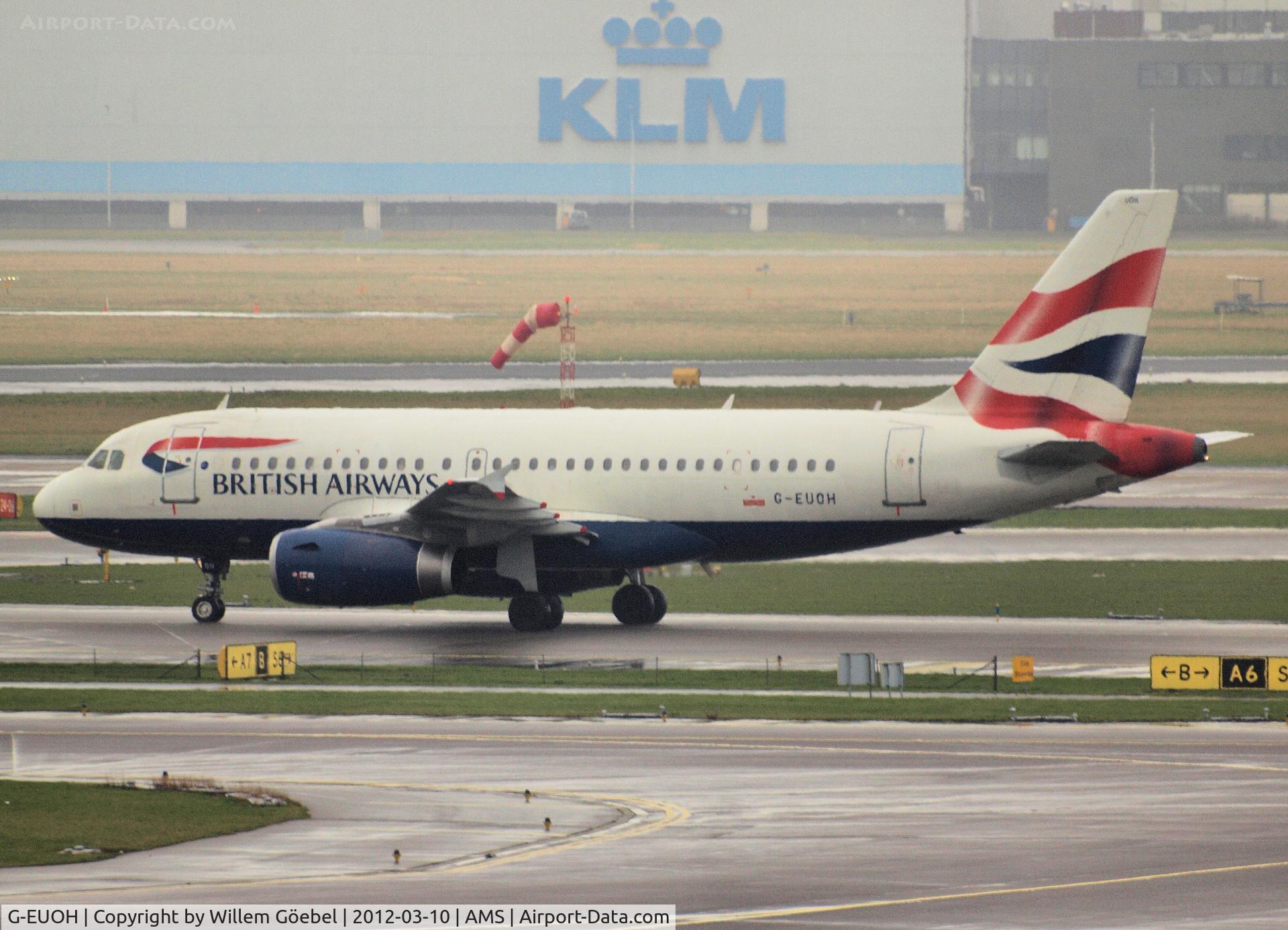 G-EUOH, 2001 Airbus A319-131 C/N 1604, Taxi to runway L18