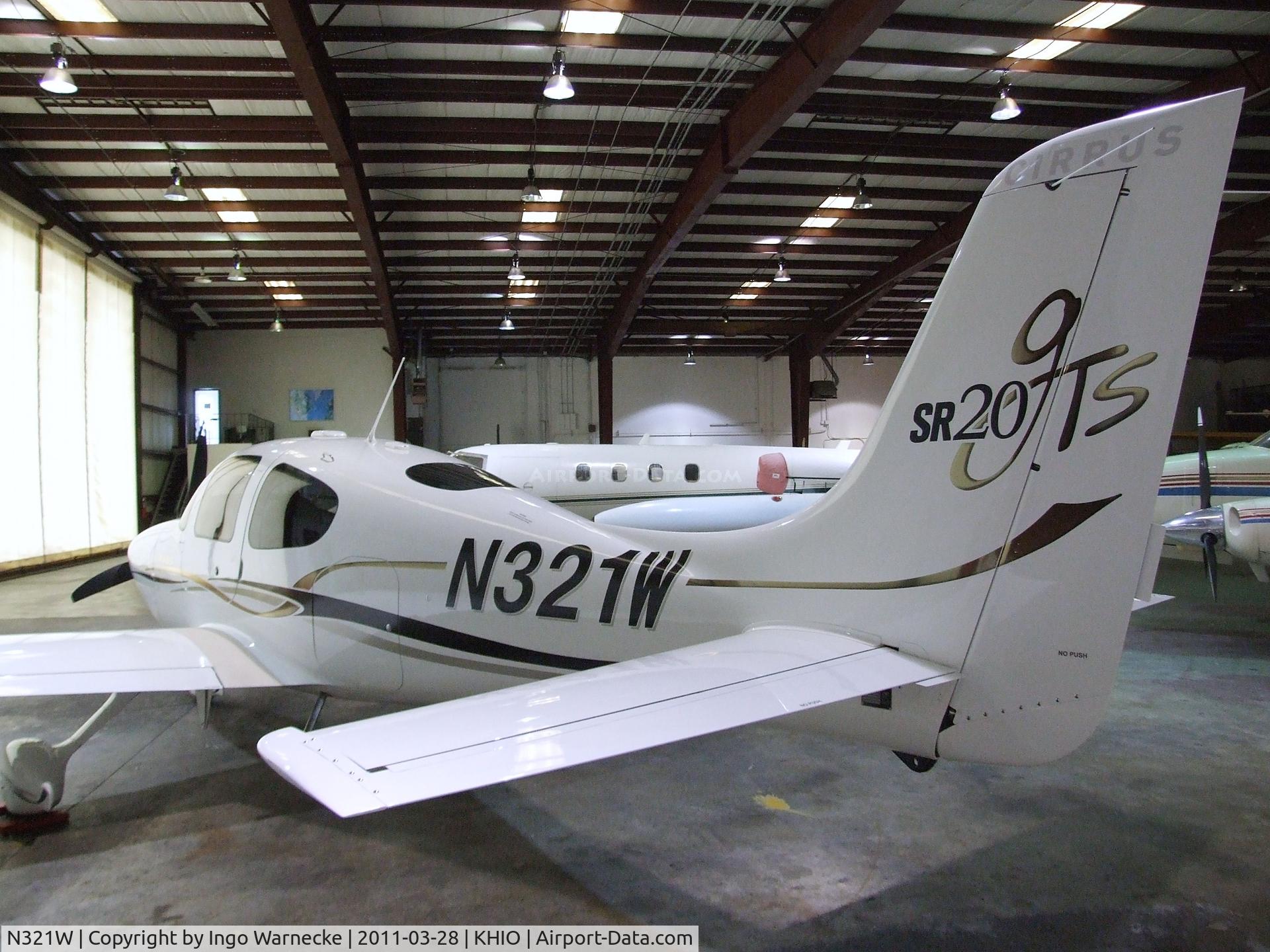 N321W, 2006 Cirrus SR20 GTS C/N 1727, Cirrus SR20 GTS at Portland-Hillsboro Airport, Hillsboro OR