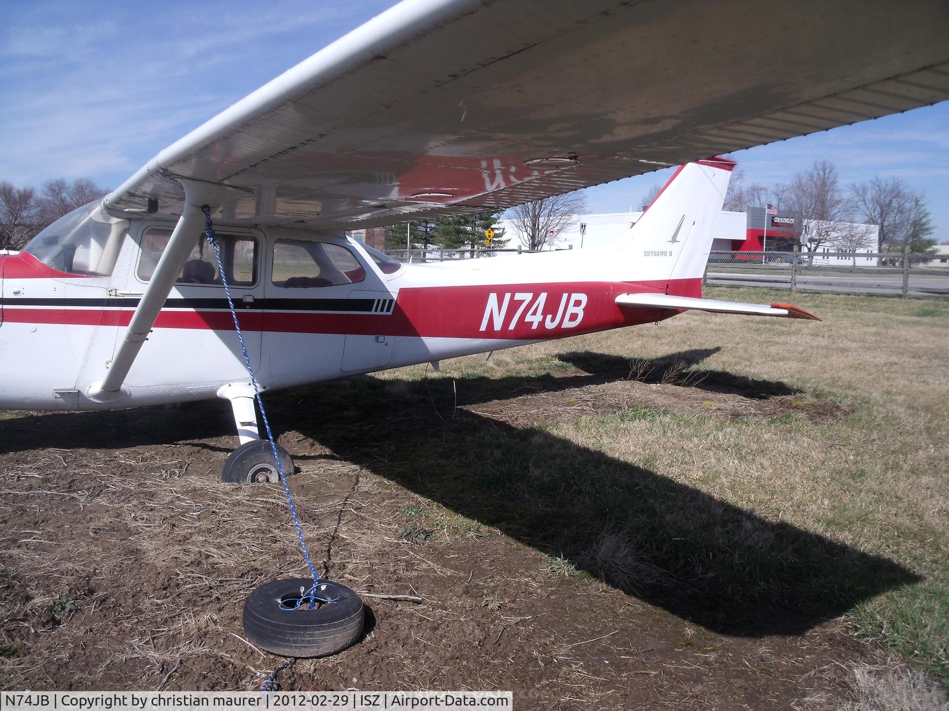 N74JB, 1973 Cessna 172M C/N 17262193, A cessna 172 at blue ash