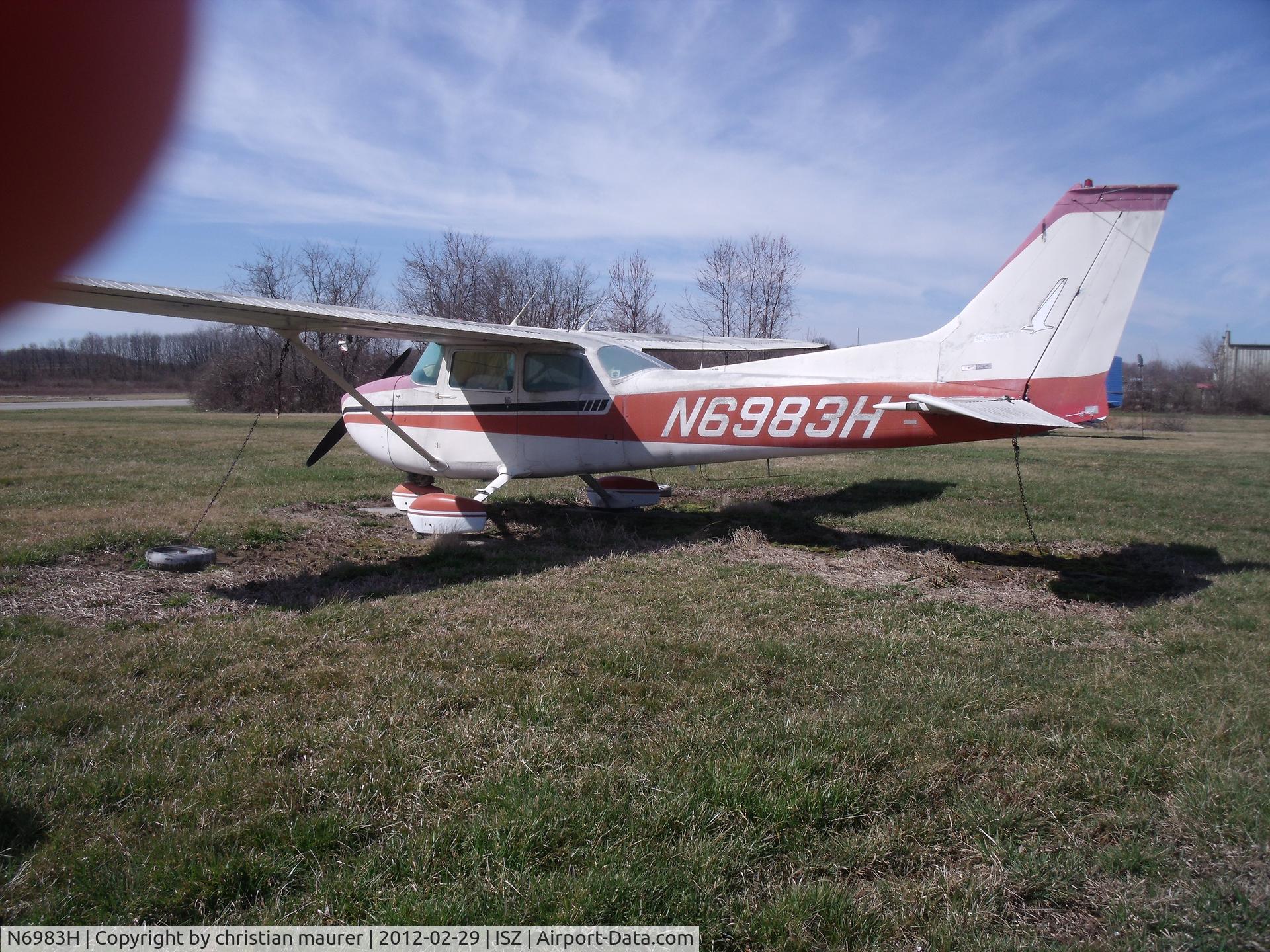 N6983H, 1975 Cessna 172M C/N 17265681, cessna 172