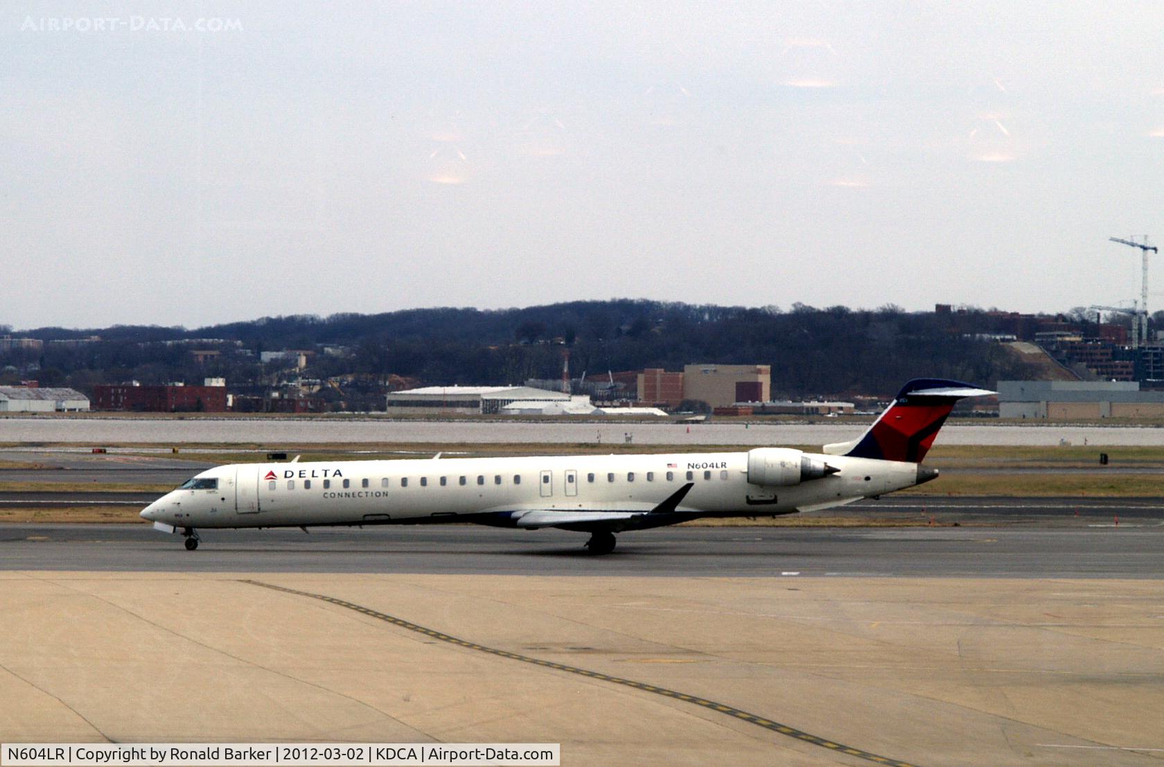 N604LR, 2007 Bombardier CRJ-900ER (CL-600-2D24) C/N 15152, Landing DCA, VA