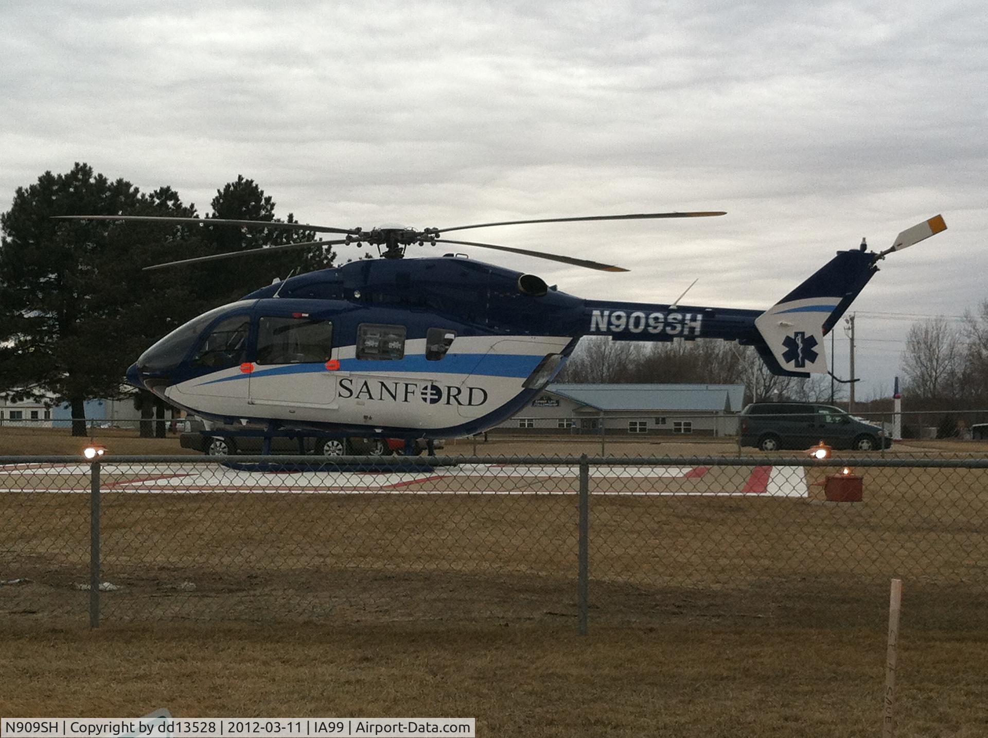 N909SH, Eurocopter-Kawasaki EC-145 (BK-117C-2) C/N 9359, Just landed for patient transport at Lakes Regional Healthcare, Spirit Lake, IA