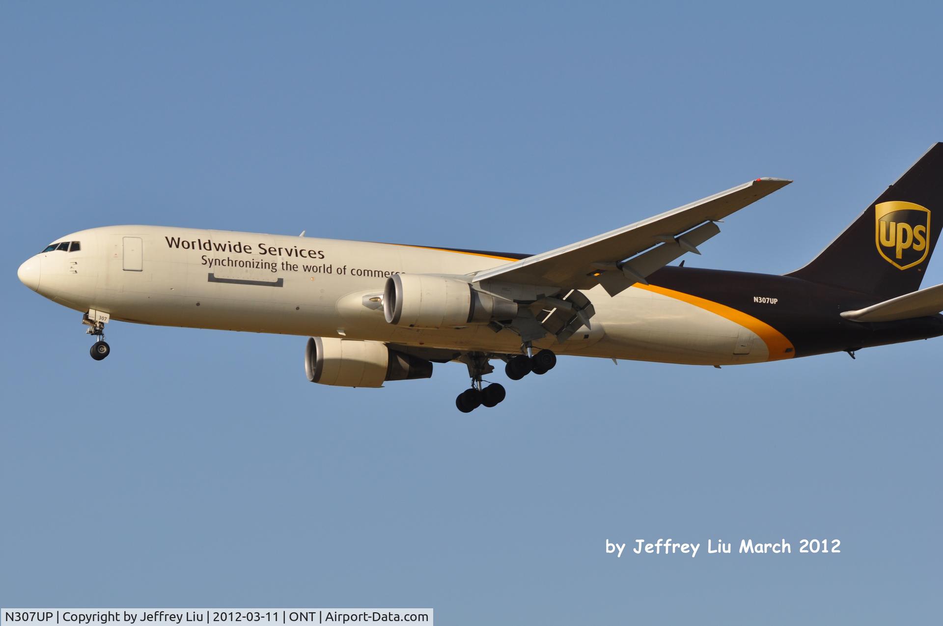 N307UP, 1996 Boeing 767-34AF C/N 27760, Landing at Ont. Airport, CA