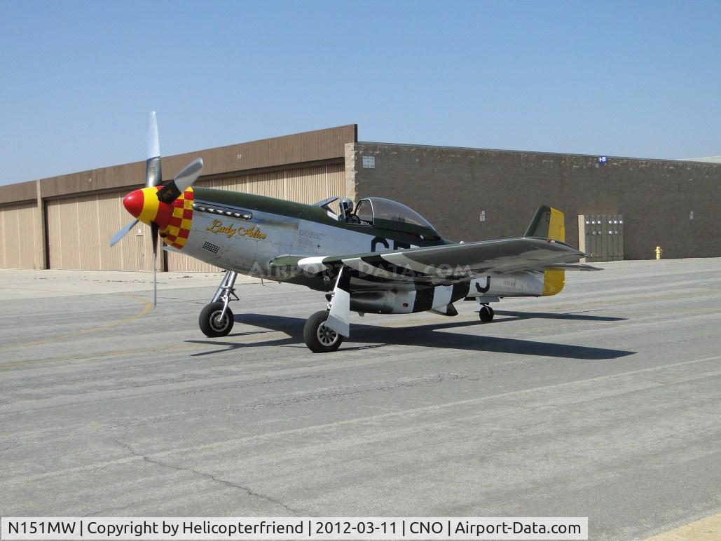 N151MW, 1945 North American P-51D Mustang C/N 124-48386, Taxiing out to runway 26R