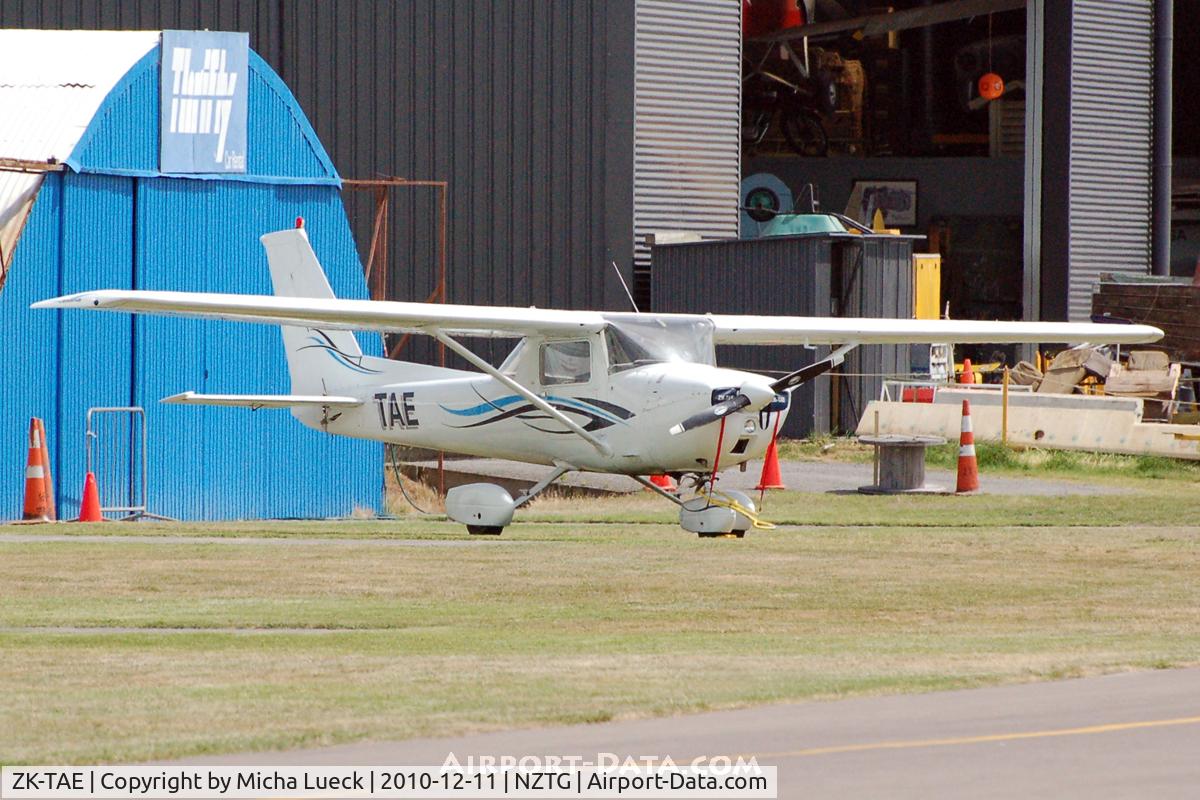 ZK-TAE, Cessna 150M C/N 15078198, At Tauranga