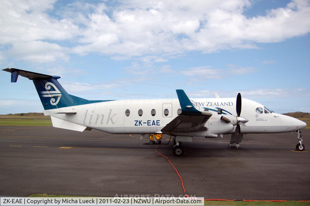 ZK-EAE, 2001 Beech 1900D C/N UE-428, At Wanganui
